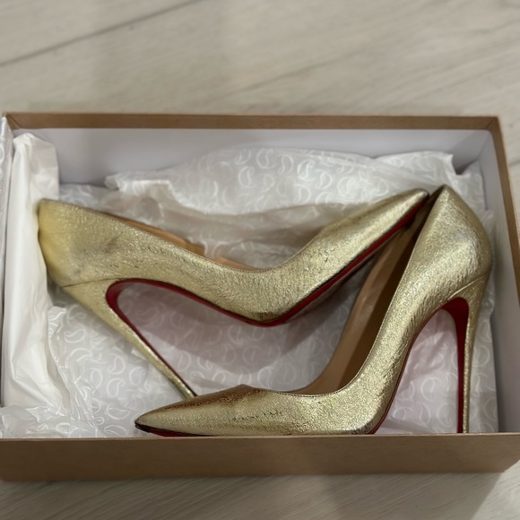 Christian Louboutin Shimmering Gold Heels - Picture 1 of 3